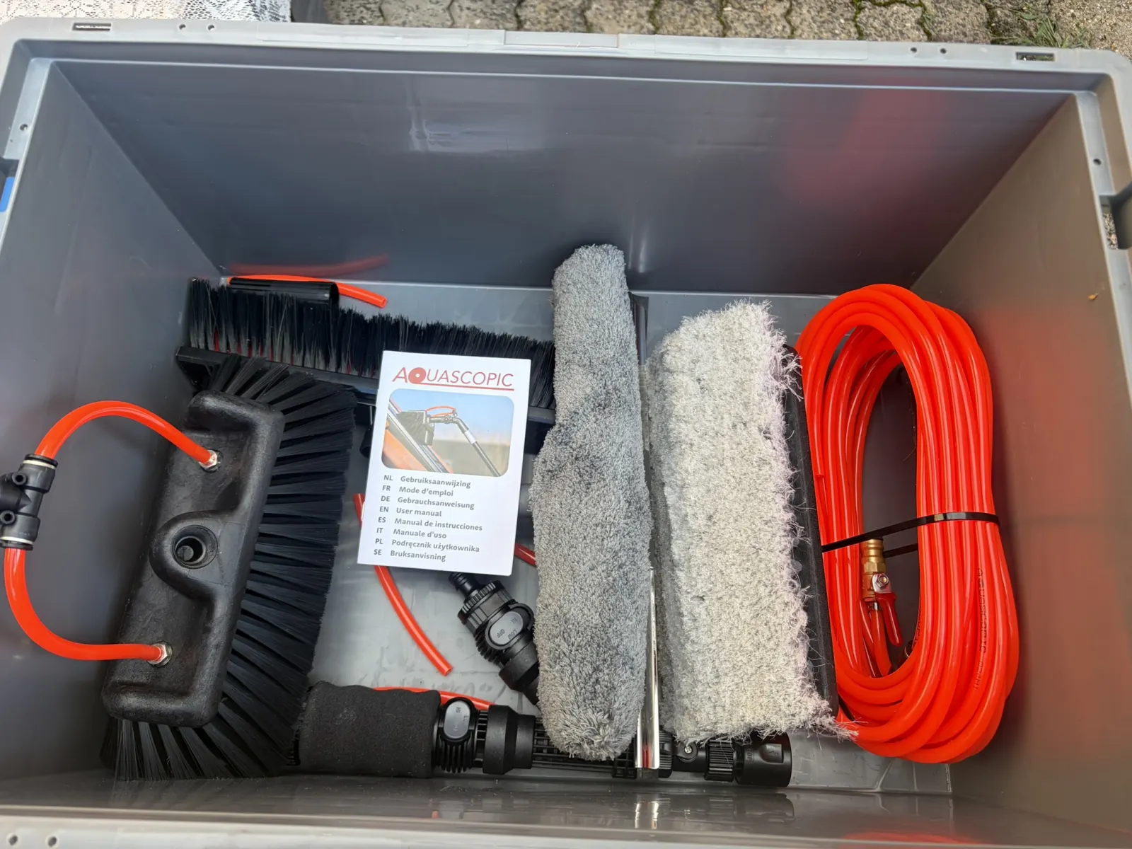 Aquascopic 10m Solaranlagenreinigung – Bild 1