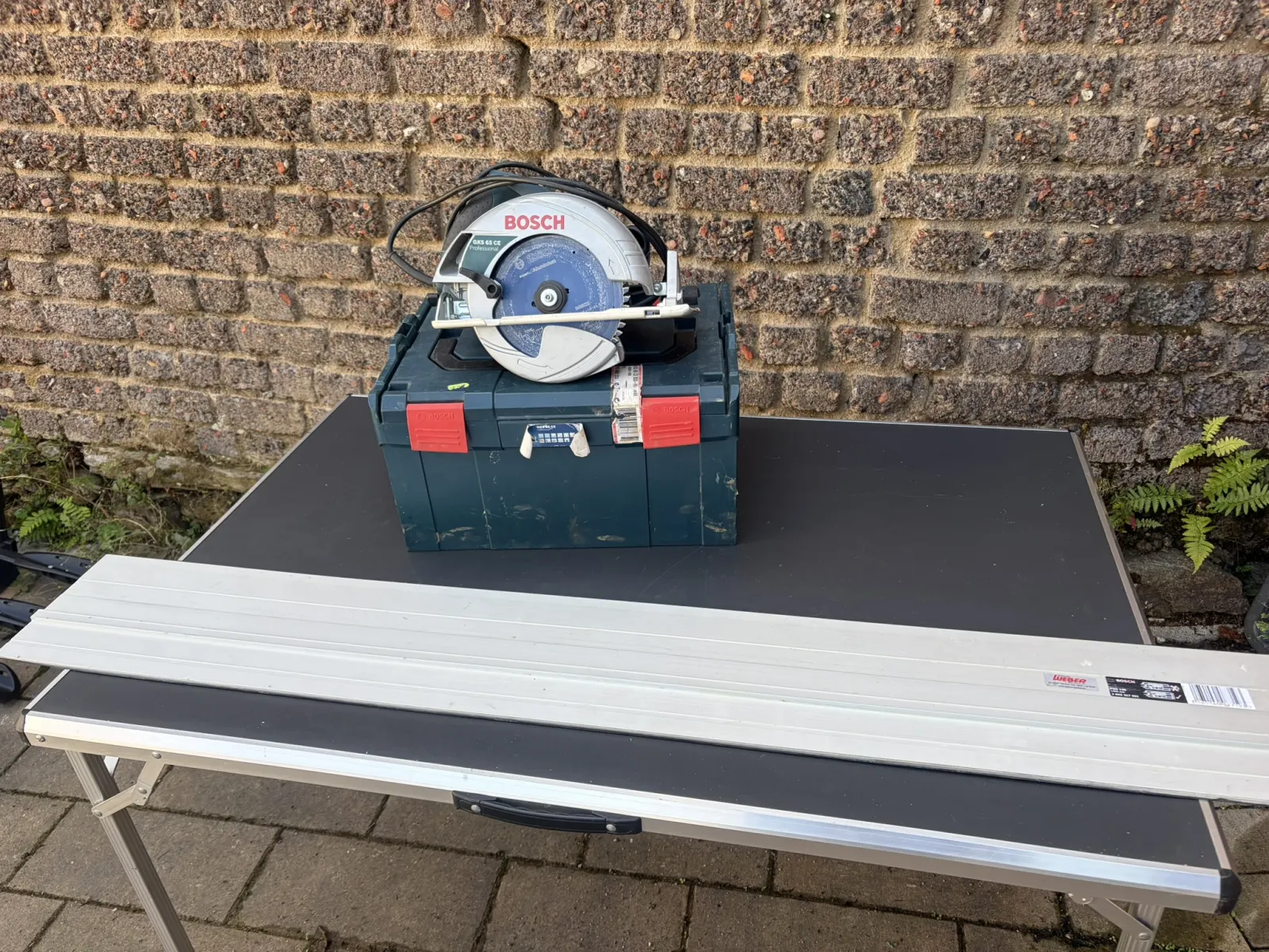 Bosch  Handkreissäge Führungsschiene 1,40m – Bild 1